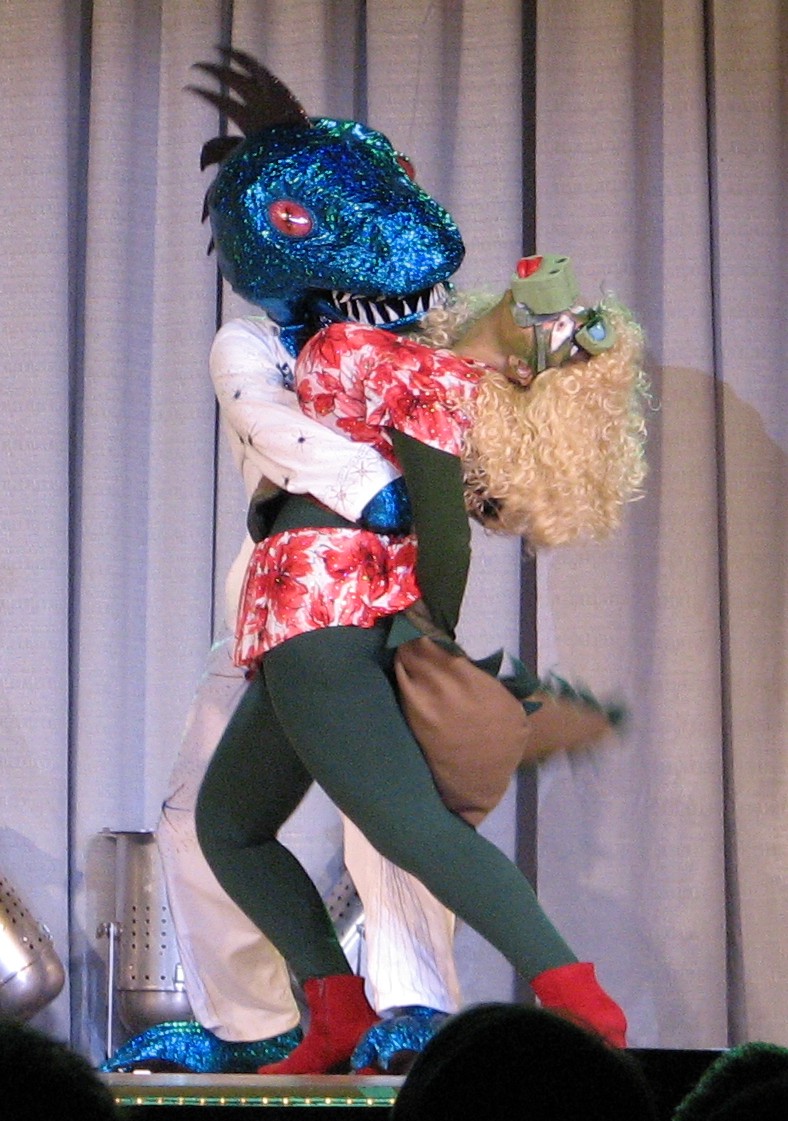 Conrad T Lizard and Croc A Dolly dance the fright fantastic at LA Con IV